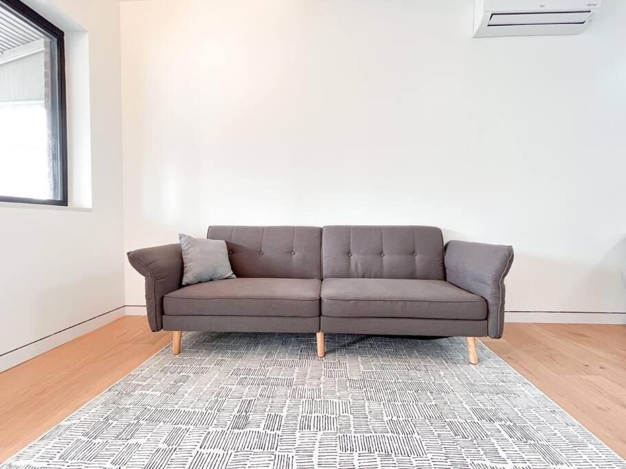 New Ample And Cozy One Bedroom Apt In Brooklyn At Rem-Casa Nueva York Exterior foto